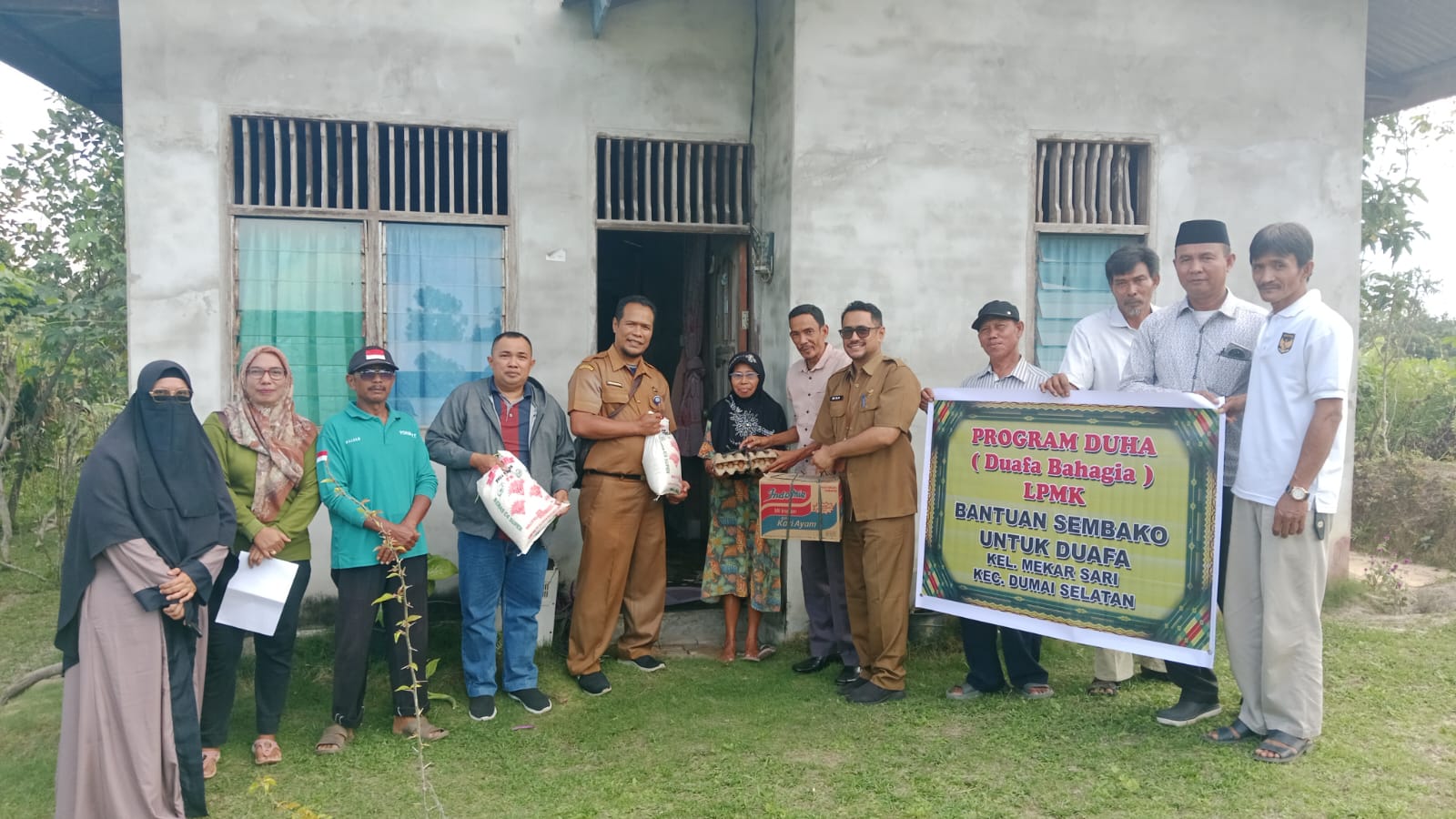 Program Duha ; Berbagi dan Memberdayakan Duafa LPMK Kelurahan Mekar Sari Kecamatan Dumai Selatan Kota Dumai