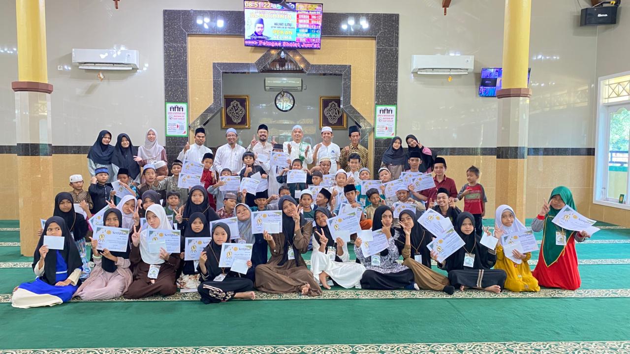 Kegiatan Malam Bina Iman dan Taqwa (MABIT) Masjid Paripurna Al-Mukminin: Menyiapkan Generasi Muda Islam Cinta Masjid