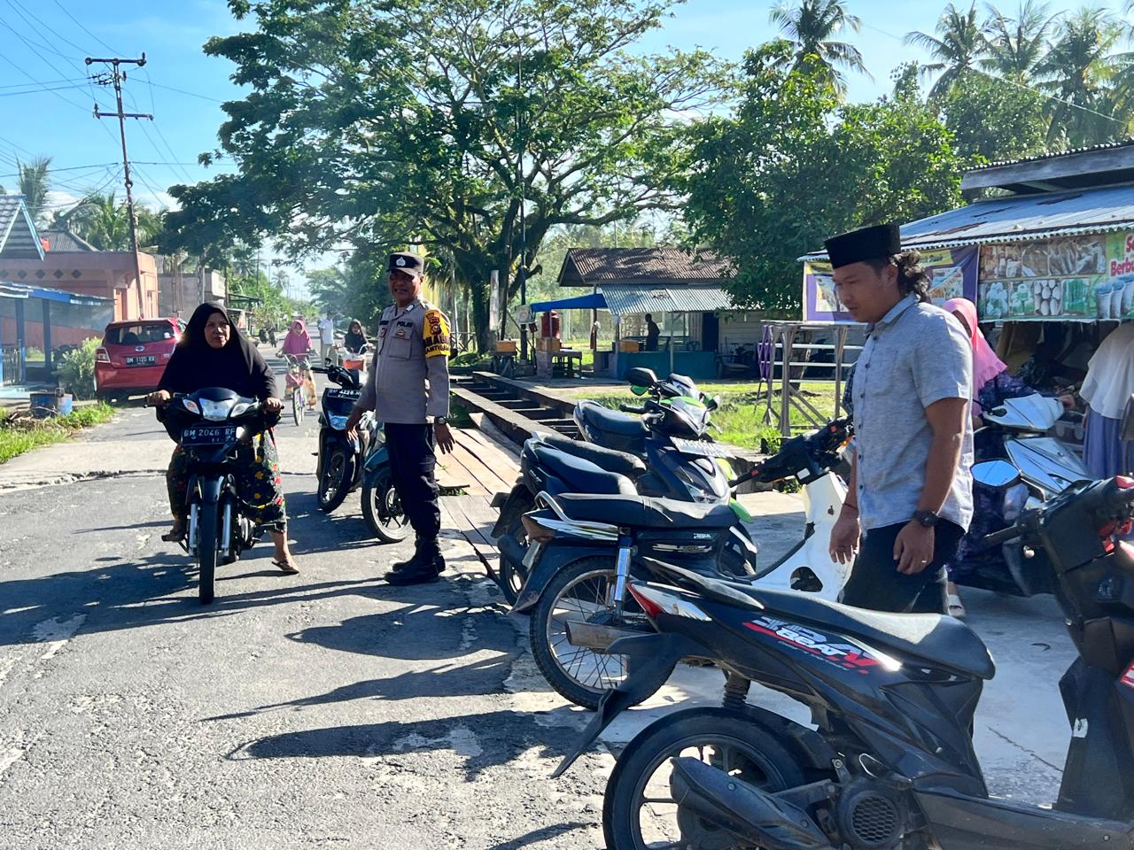 Personel Polsek Rupat Gelar Patroli dan Pengaturan Lalu Lintas Jelang Buka Puasa